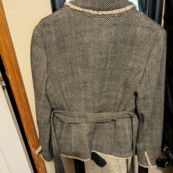 Light but Warm jacket - Picture 4 of 8